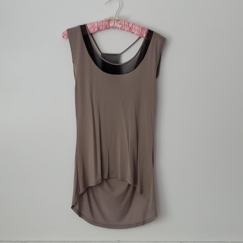Taupe sleeveless top - size small